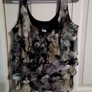 Blouse 🔥FIRE SALE🔥reg $4